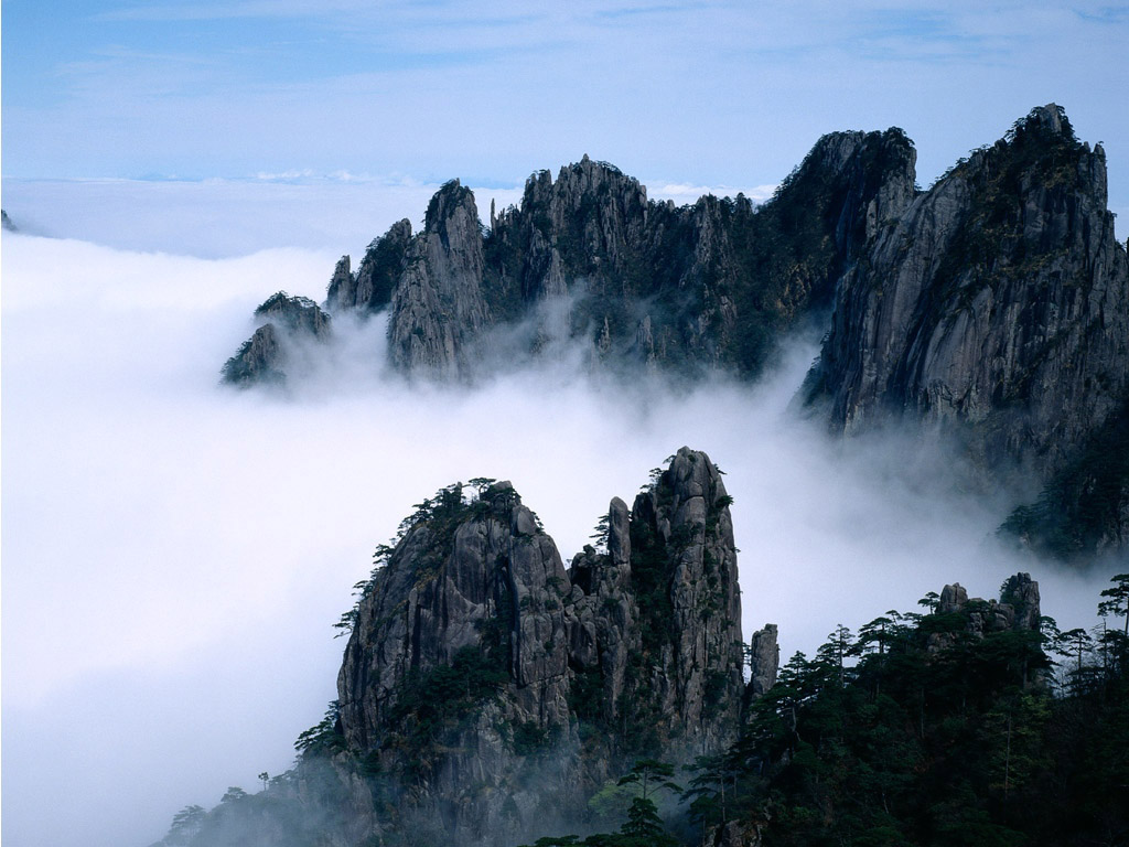 周末游峨眉山